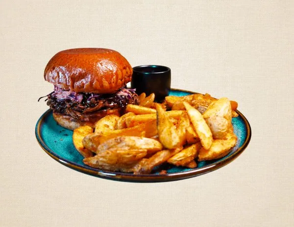 PULLED BEEF BURGER