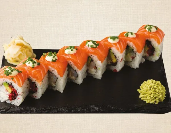 GOLDEN MAKI