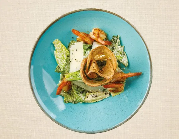 CAESAR SALAD WITH TIGER PRAWNS